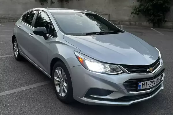 Chevrolet Cruze ქირავდება საქართველოში