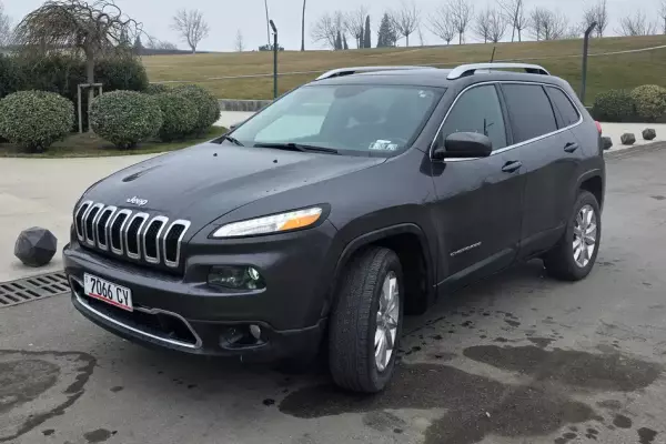 Jeep Cherokee ქირავდება საქართველოში