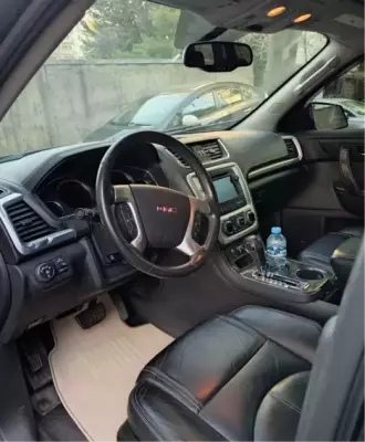 GMC Acadia ქირავდება ქობულეთში