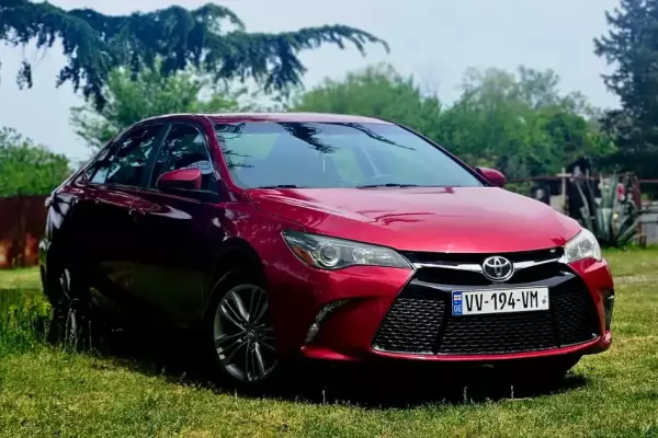 Toyota Camry ქირავდება საქართველოში