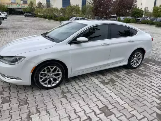 Chrysler 200 ქირავდება საქართველოში