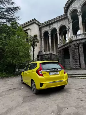 Honda Fit для аренды в Батуми