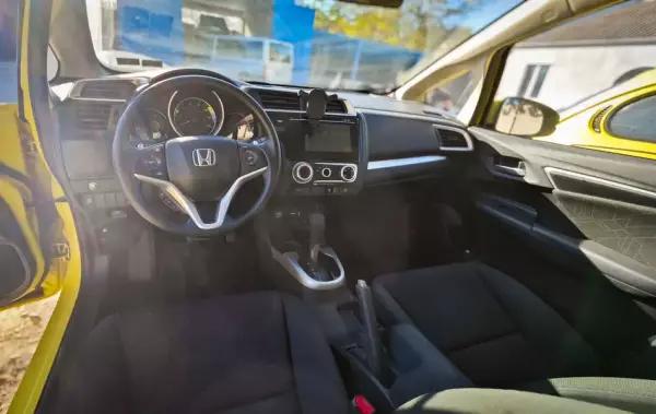 Honda Fit для аренды в Батуми