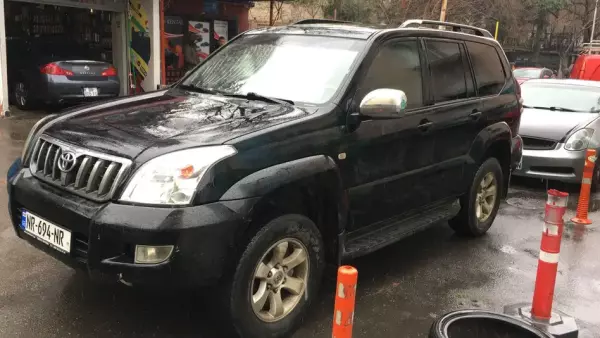 Toyota Prado ქირავდება საქართველო -ში