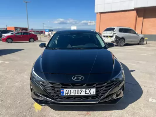 Hyundai Elantra ქირავდება საქართველოში