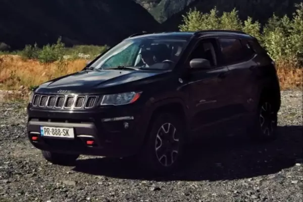 Jeep Compass ქირავდება საქართველოში