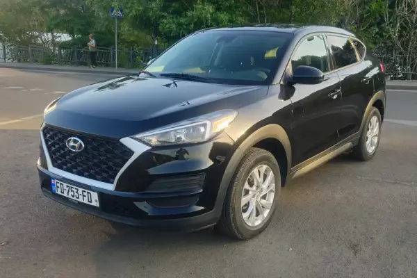 Hyundai Tucson ქირავდება საქართველოში