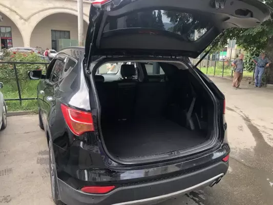 Hyundai Santa Fe ქირავდება სარფში