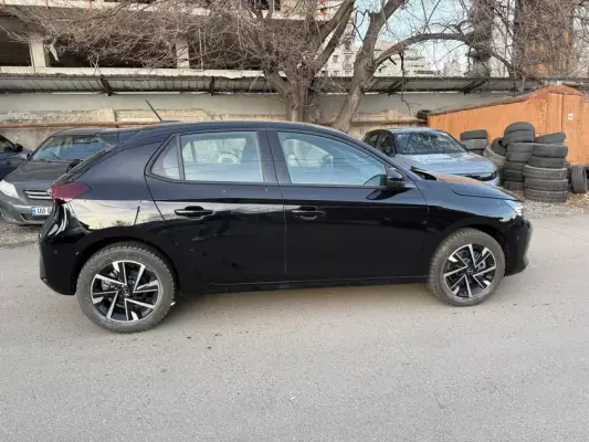 Opel Corsa ქირავდება საქართველოში