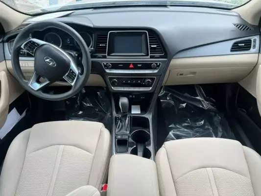 Hyundai Sonata для аренды в Тбилиси