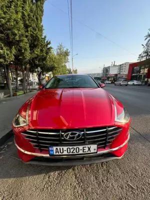 Hyundai Sonata ქირავდება საქართველოში