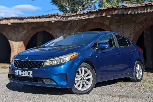 KIA Forte ქირავდება ბათუმი -ში