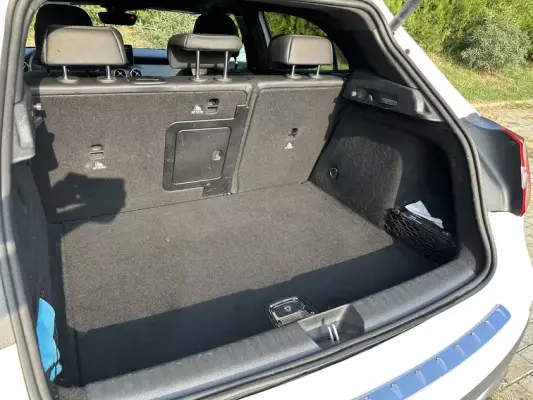 Mercedes GLA 250 ქირავდება საქართველოში