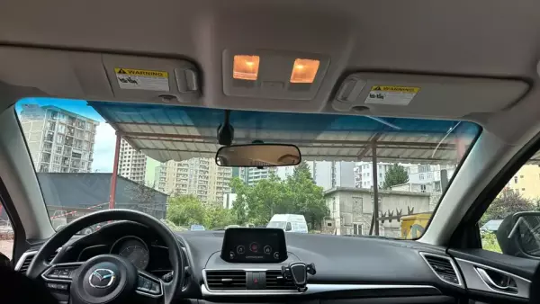 Mazda 3 ქირავდება საქართველოში