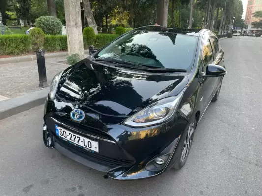 Toyota Aqua ქირავდება საქართველოში