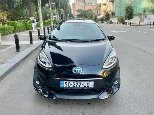 Toyota Aqua ქირავდება საქართველოში