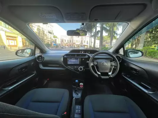 Toyota Aqua ქირავდება საქართველოში