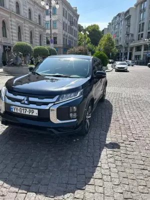 Mitsubishi Outlander Sport ქირავდება საქართველოში