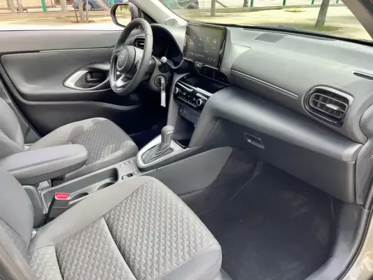 Toyota Yaris Cross для аренды в Кобулети