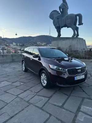 KIA Sorento ქირავდება საქართველოში