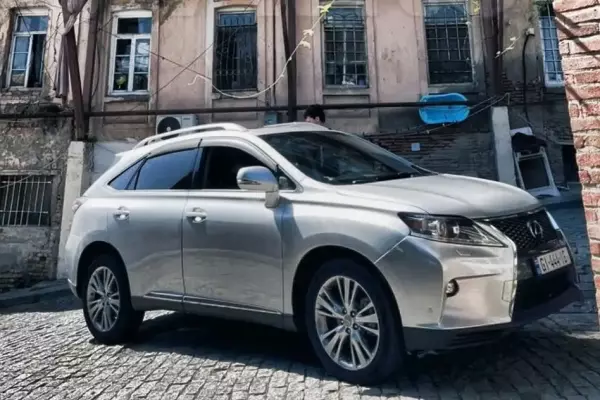 Lexus RX 450h ქირავდება ბათუმი -ში