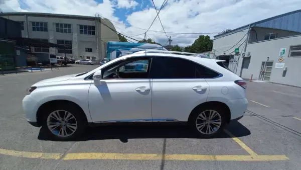 Lexus RX 450h ქირავდება საქართველოში