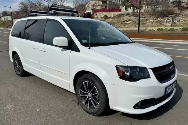 Dodge Caravan ქირავდება საქართველო -ში
