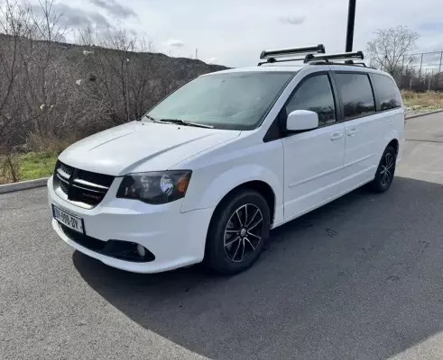 Dodge Caravan ქირავდება საქართველოში