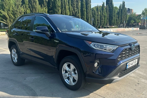 Toyota RAV4 ქირავდება საქართველოში