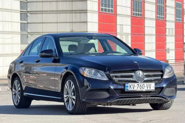 Mercedes C300 ქირავდება საქართველო -ში