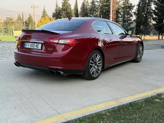 Maserati Ghibli ქირავდება საქართველოში