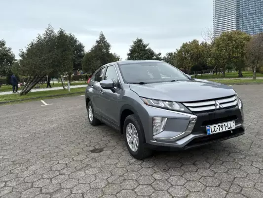 Mitsubishi Eclipse Cross ქირავდება ბათუმი -ში