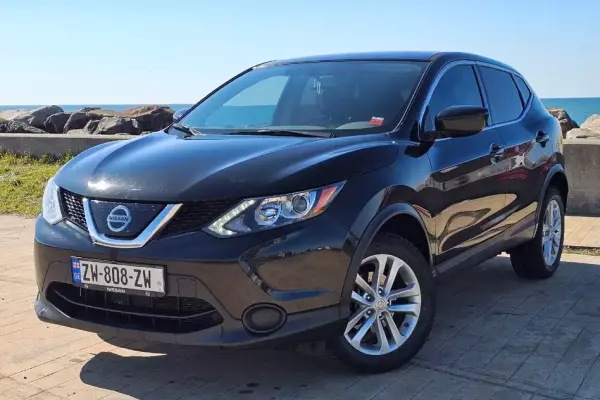 Nissan Rogue Sport ქირავდება ქუთაისი -ში