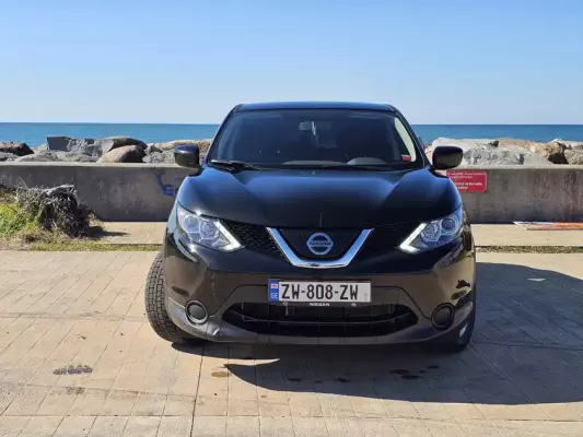 Nissan Rogue Sport для аренды в Кутаиси