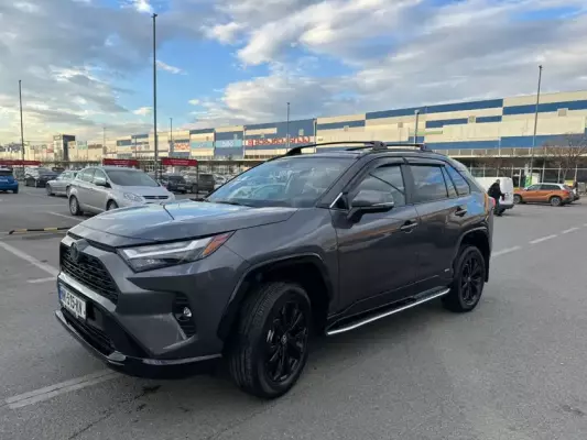 Toyota RAV4 ქირავდება საქართველოში