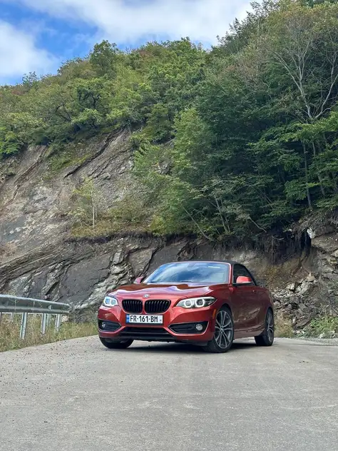 BMW 230i ქირავდება საქართველოში