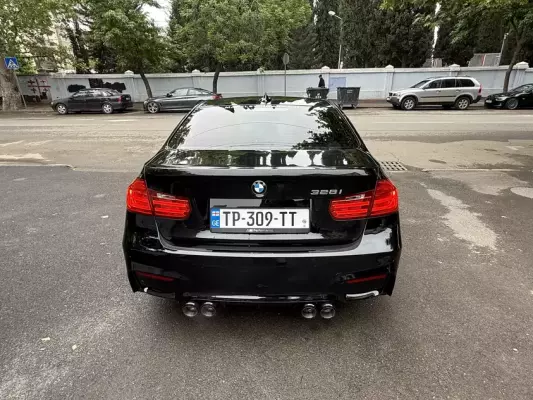 BMW 328i ქირავდება ქობულეთში