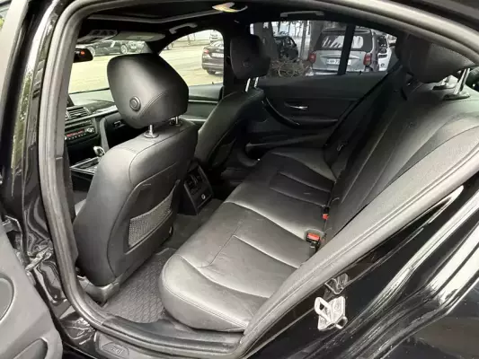 BMW 328i ქირავდება ქობულეთში