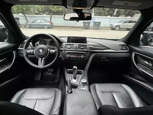 BMW 328i ქირავდება ქობულეთში