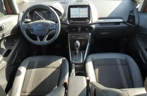 Ford EcoSport ქირავდება სარფში