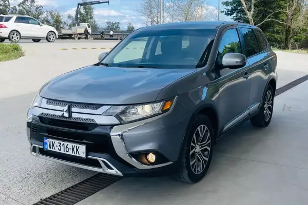 Mitsubishi Outlander ქირავდება საქართველოში