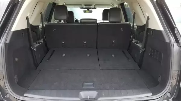 Nissan Pathfinder ქირავდება გუდაურში