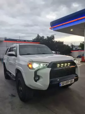 Toyota 4Runner ქირავდება სტეფანწმინდაში