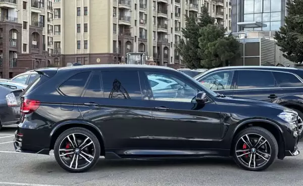 BMW X5 ქირავდება საქართველოში