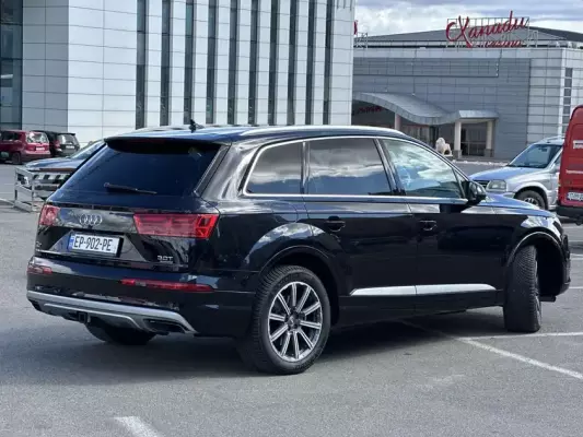 Audi Q7 ქირავდება საქართველოში