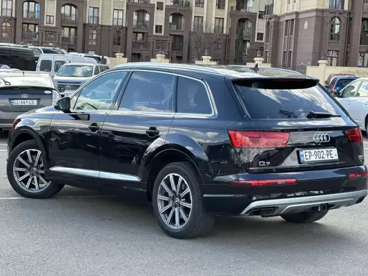 Audi Q7 ქირავდება საქართველოში