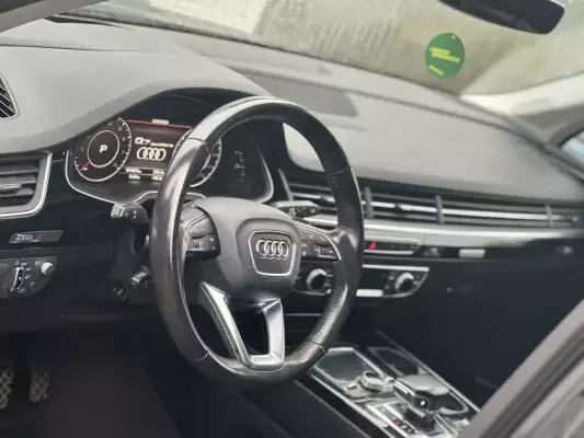 Audi Q7 ქირავდება საქართველოში