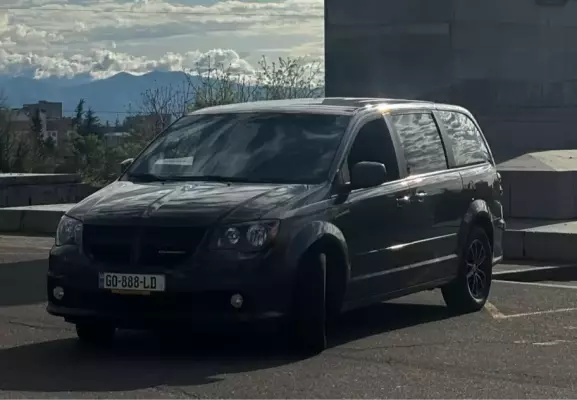 Dodge Grand Caravan ქირავდება საქართველოში