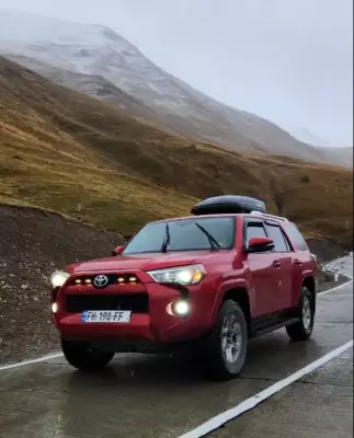 Toyota 4Runner ქირავდება სტეფანწმინდაში