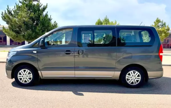 Hyundai H1 ქირავდება ბათუმში